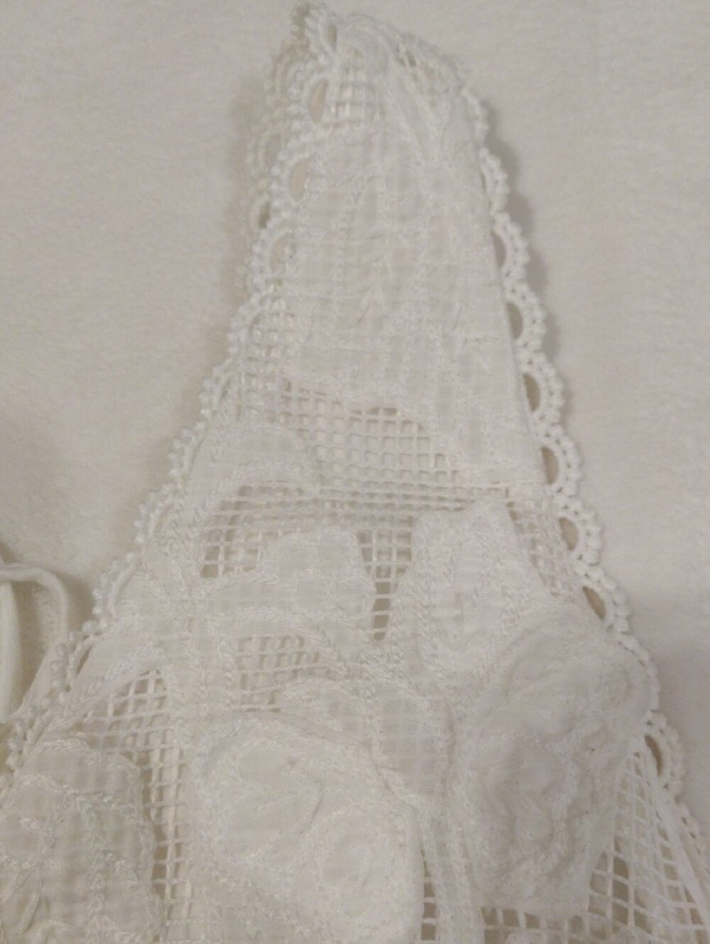 Anthropologie White Top with Subtle Red Stitch Detail - Picture 13 of 15